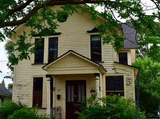 217 Fitzhugh St, Bay City, MI 48708