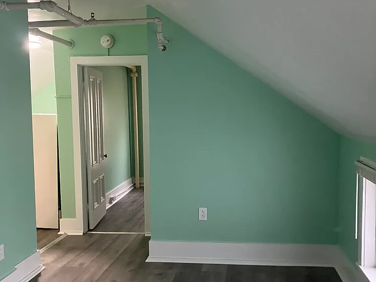 111 S Main St #6 — Photo 3