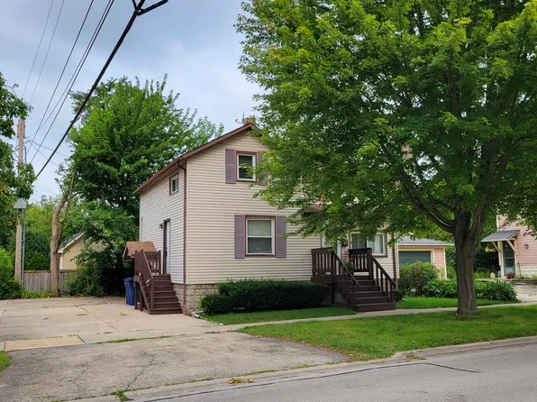 19 N Webster St APT 2, Naperville, IL 60540