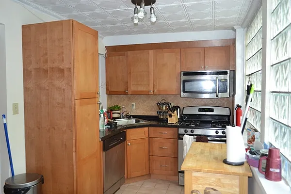 Rented by The GoldStar Group | media 8