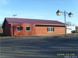 1034 Long Shoals Rd, Lincolnton, NC 28092