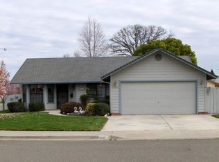 1135 Johnathan Ct, Red Bluff, CA 96080