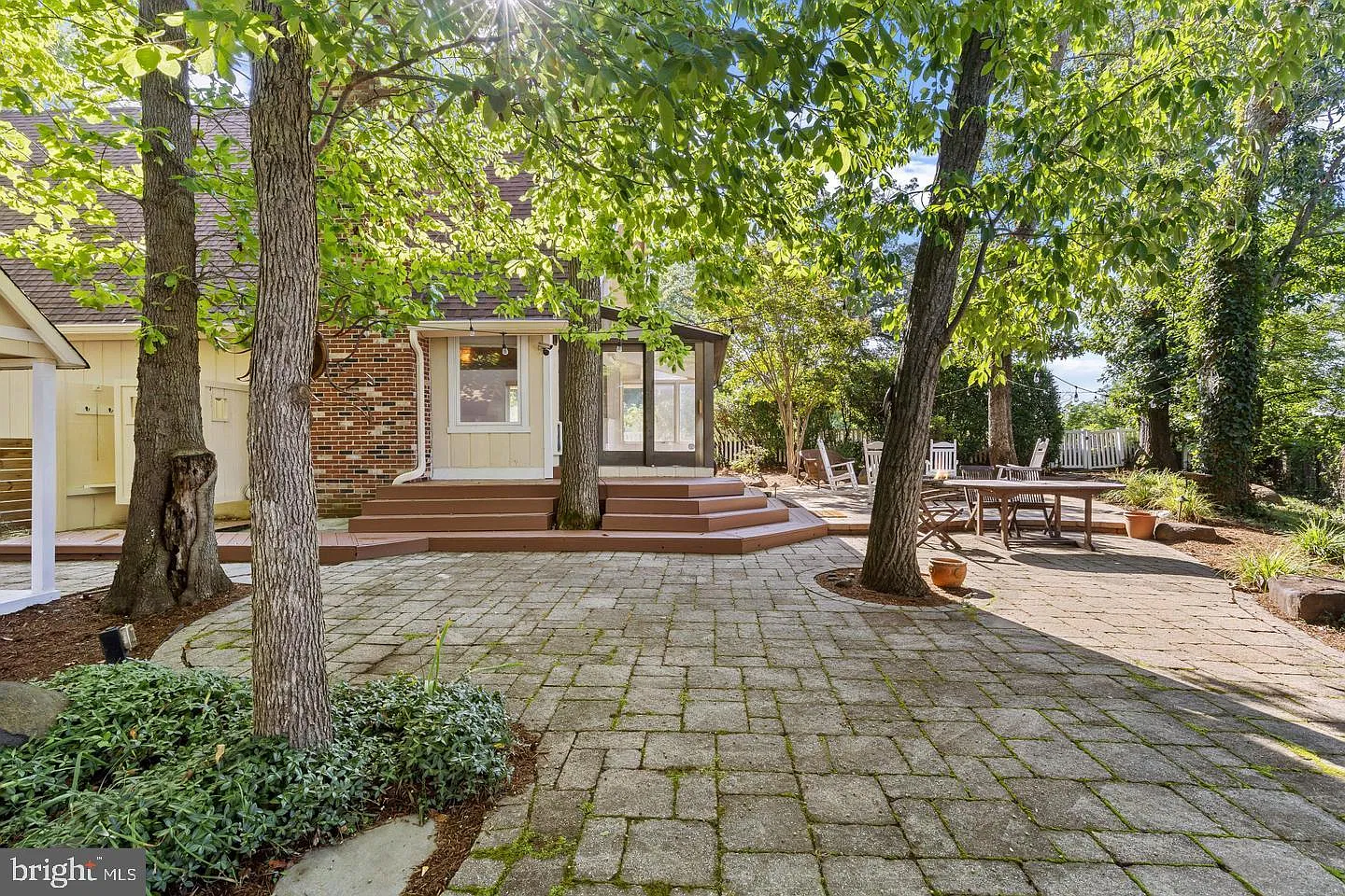 2 bed, 2.0 bath, 1702 sqft, $4,000 — Photo 3