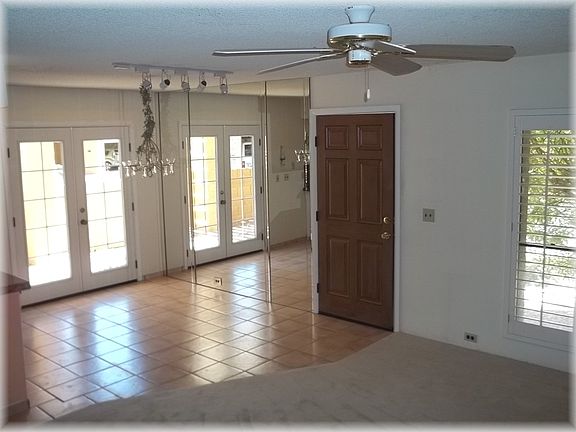 2nd image of 1108 E North Ln Unit 3