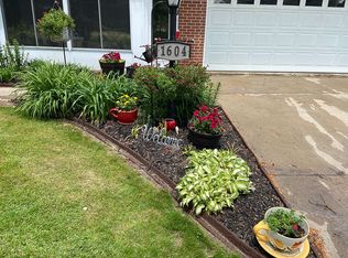 1604 Mitchell Dr, Rochester, IN 46975