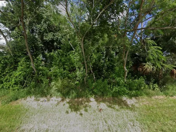 2118 SW Pruitt Street, Port St Lucie, FL 34953