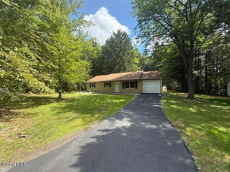 3rd image of 1596 Depot Road