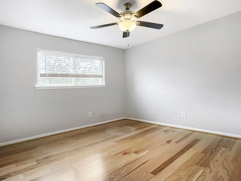3734 Blue Lake Dr — Photo 21