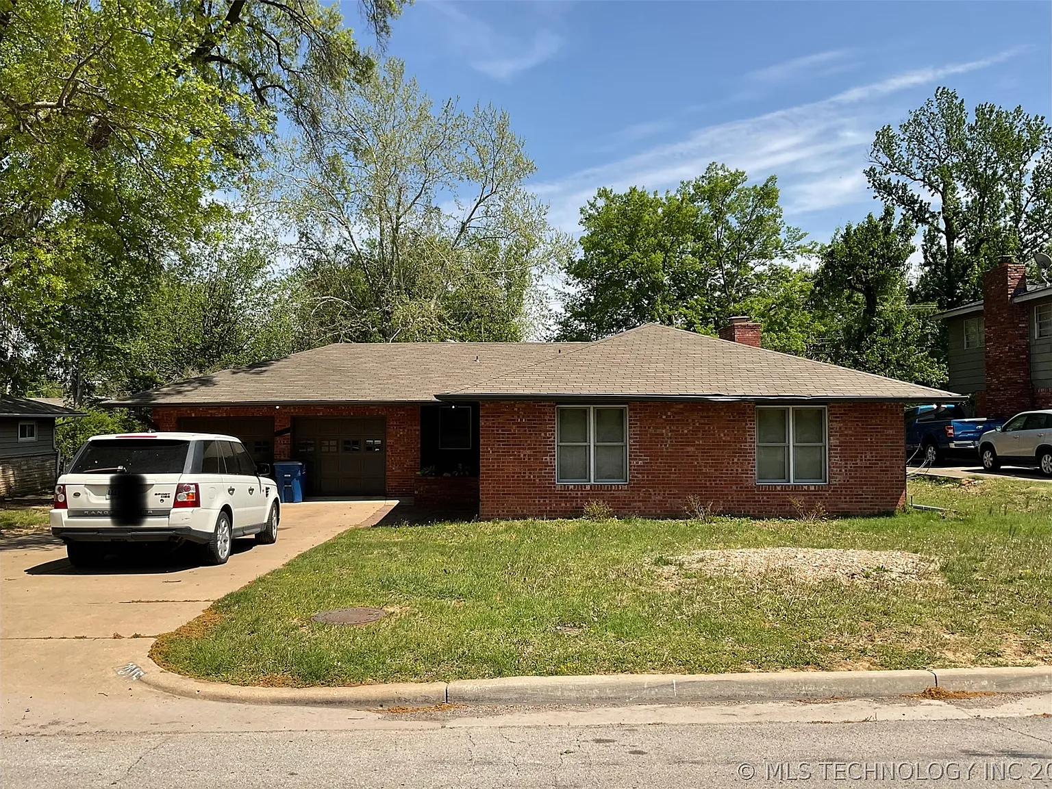 3 bed, 2.0 bath, 1714 sqft, $1,600 — Photo 2