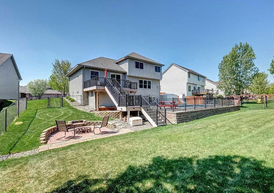 1st image of 9474 Kirkwood Way N