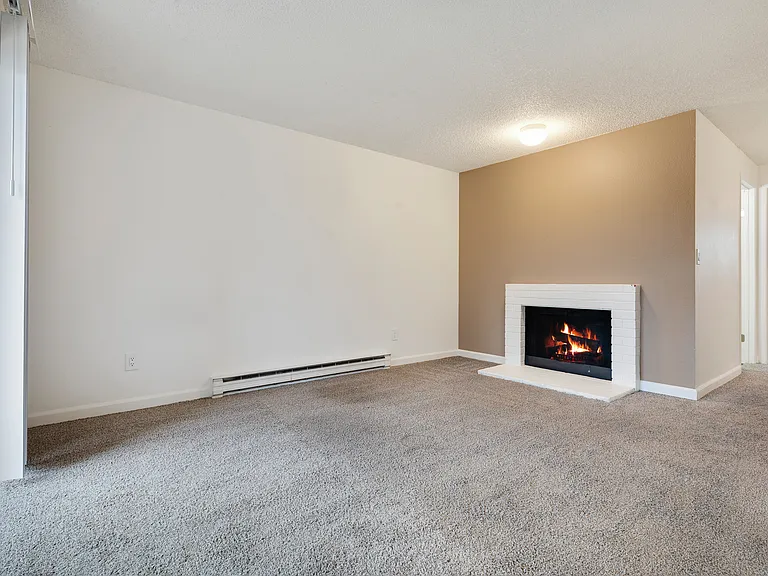 Crystal Springs Apartments — Photo 50