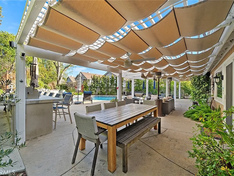 22 Lexington Way — Photo 16