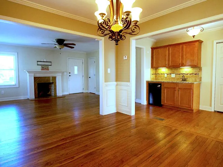 2220 Lenox Rd NE — Photo 7