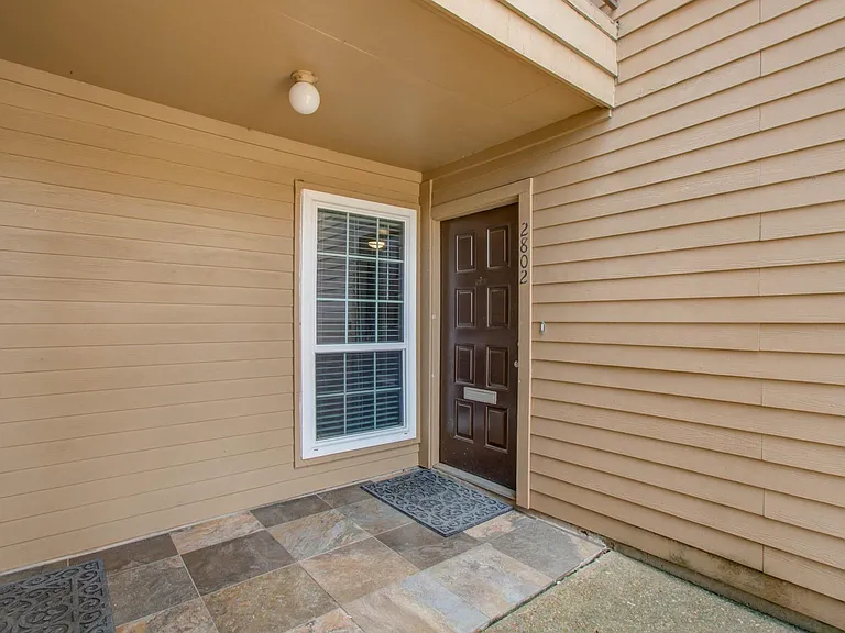 10555 Turtlewood Ct #2802 — Photo 4