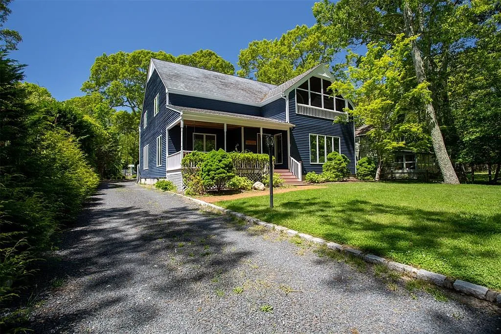 Huge Vacation Home with Pool & Full Basketball-Pickleball Court — Photo 2