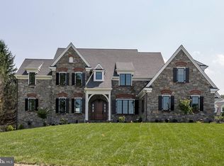 104 White Gate Ln, Berwyn, PA 19312