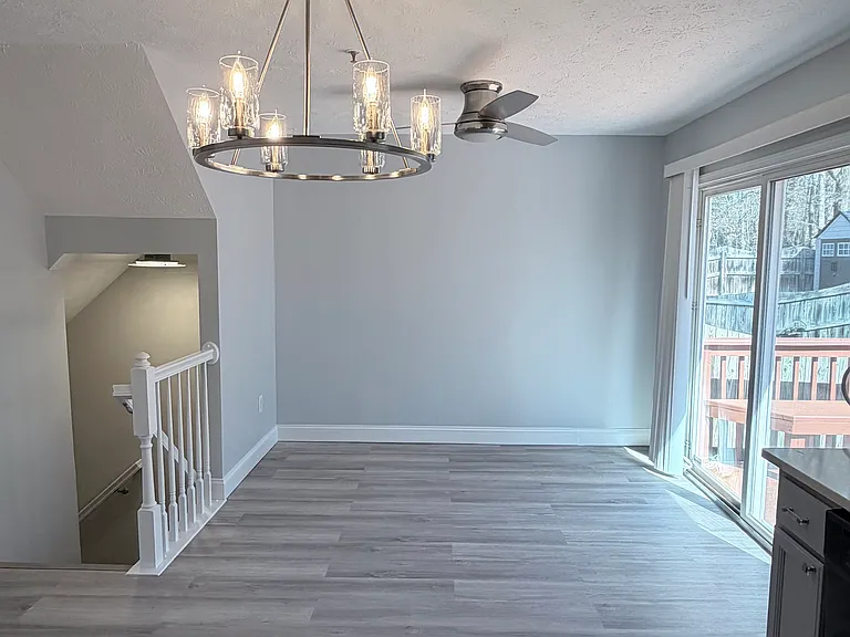 8732 Cresthill Ct — Photo 5