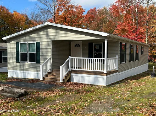 113 Rustic Rd, Greentown, PA 18426