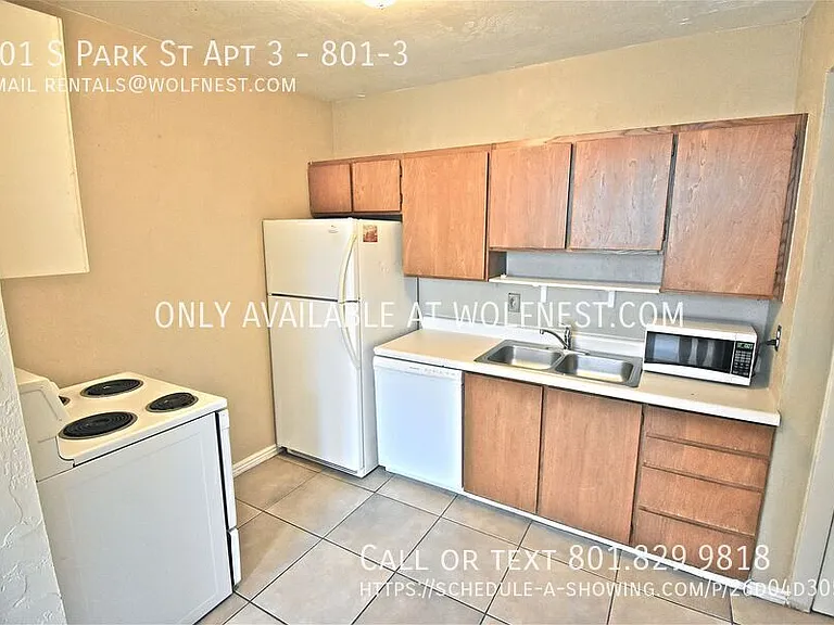 801 S Park St #3 — Photo 9