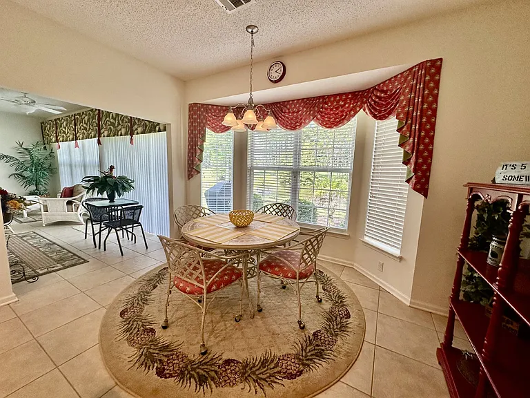 114 Landing Ln — Photo 10