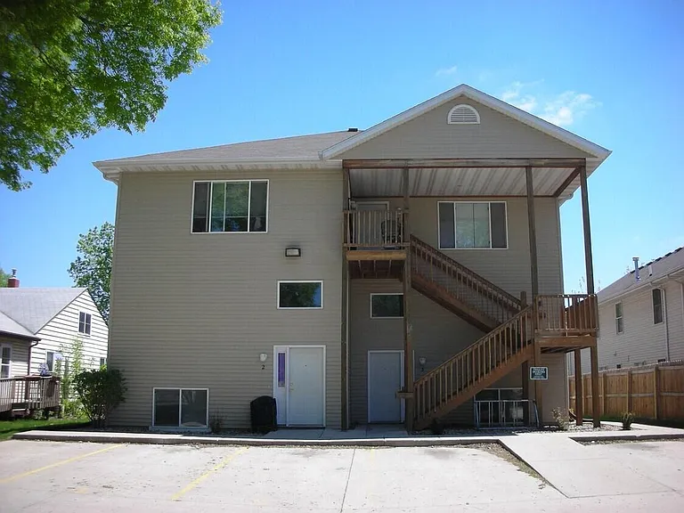 211 S Kellogg Ave #4 — Photo 14
