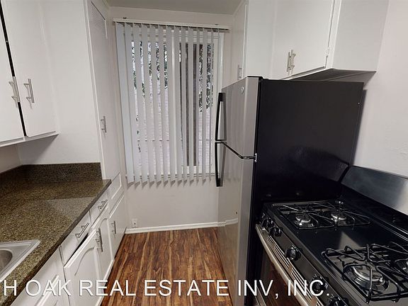 5th image of 1837 N Gramercy Pl #3344659