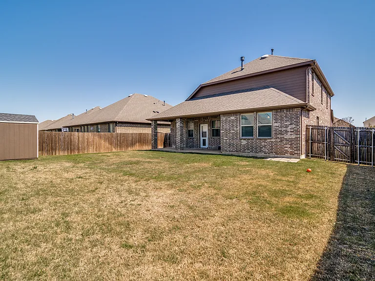 3094 Maverick Dr — Photo 40