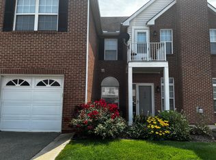 544 Olde English Cir #544, Howell, MI 48855