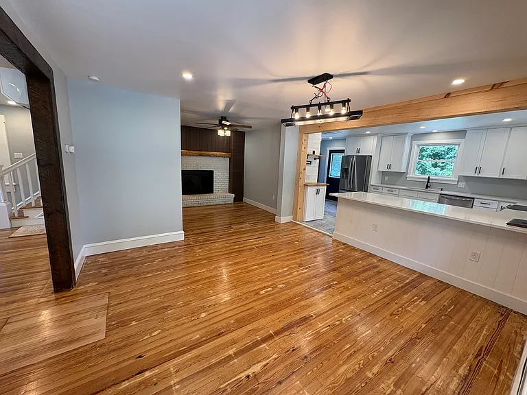 424 Wagontown Rd — Photo 4