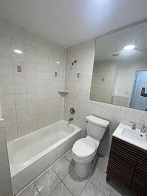 5th image of 292 Tompkins Ave #2C