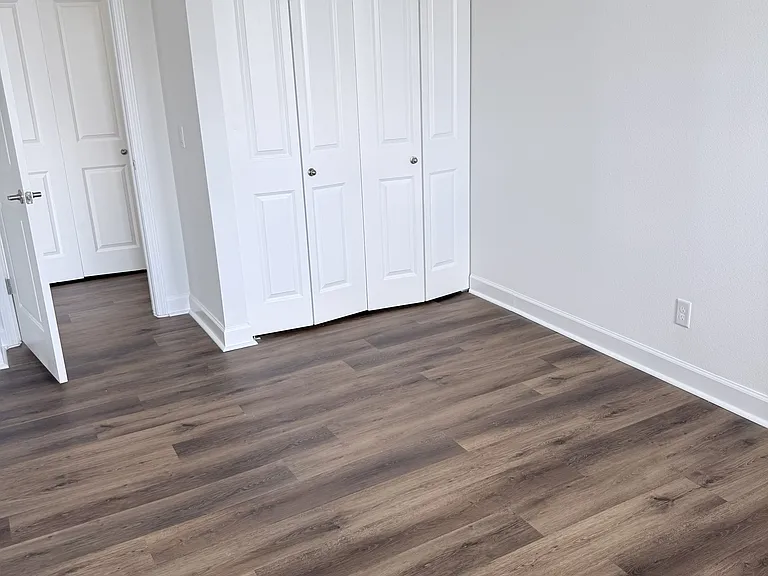 5630 Pershing Ave #31 — Photo 12