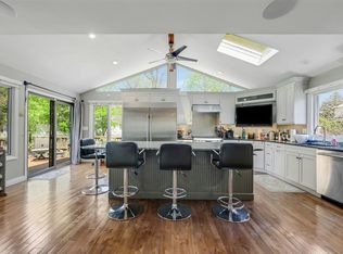 45 Kramer Dr, Paramus, NJ 07652