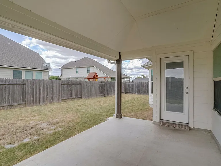 19412 Camlann Pl — Photo 19