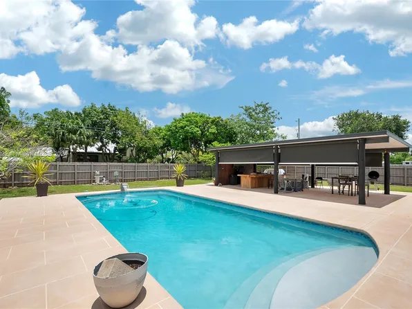 18555 SW 295th Ter, Homestead, FL 33030