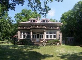 1917 Highland Park Drive, Joliet, IL 60432