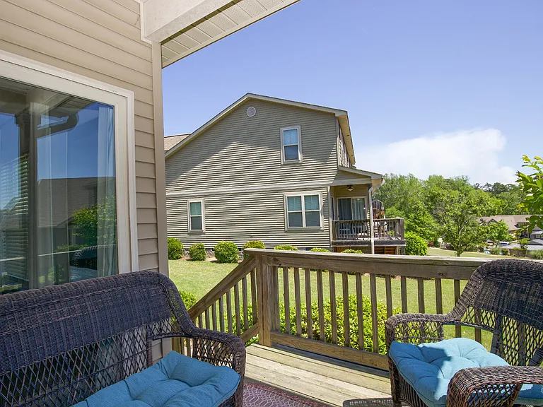 133 Cypress Cir — Photo 43