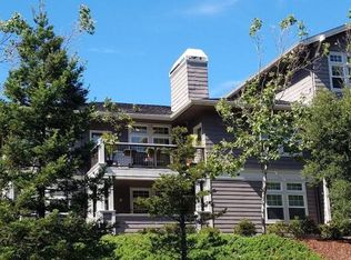 824 Swallowtail Ct, Brisbane, CA 94005