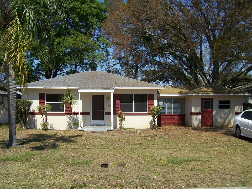 1st image of 840 Woodlawn St