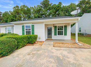 1713 Summerwoods Ln, Griffin, GA