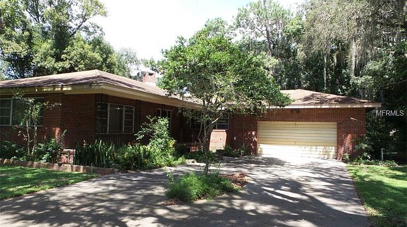 1st image of 403 Anderson Dr