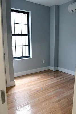 Rented by Keller Williams NYC | media 23