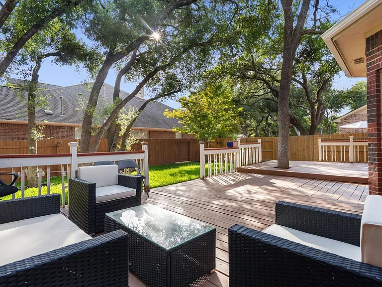 1706 Buttercup Creek Blvd — Photo 31