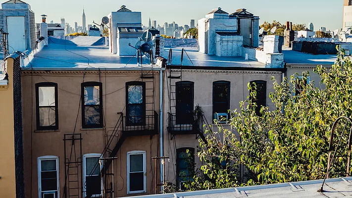 Rented by Nooklyn NYC LLC | media 73