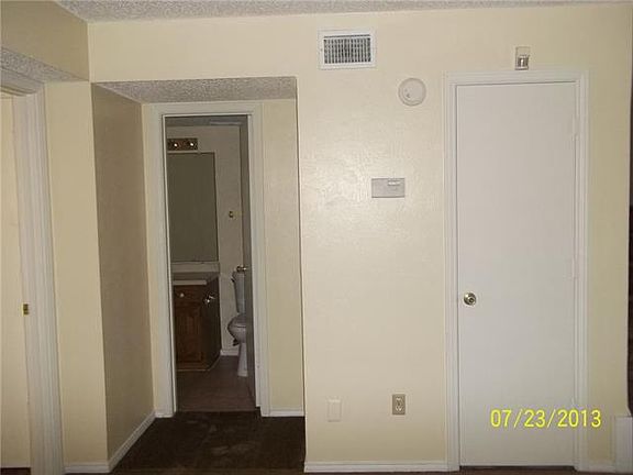 5th image of 1639 Sunset Village Dr