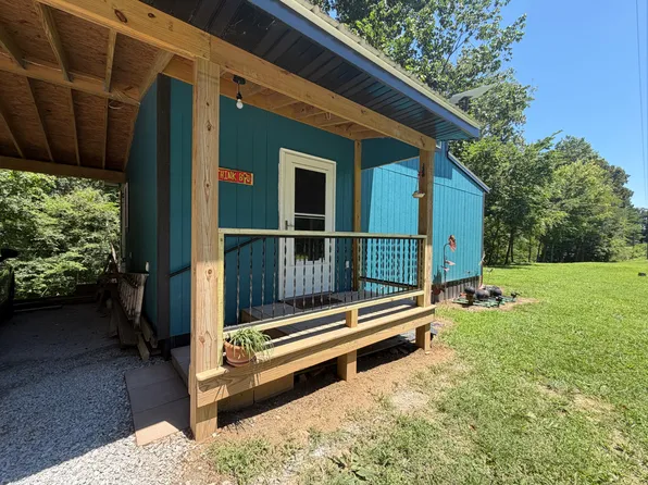 1040 Baker Hill Rd, Cobden, IL 62920