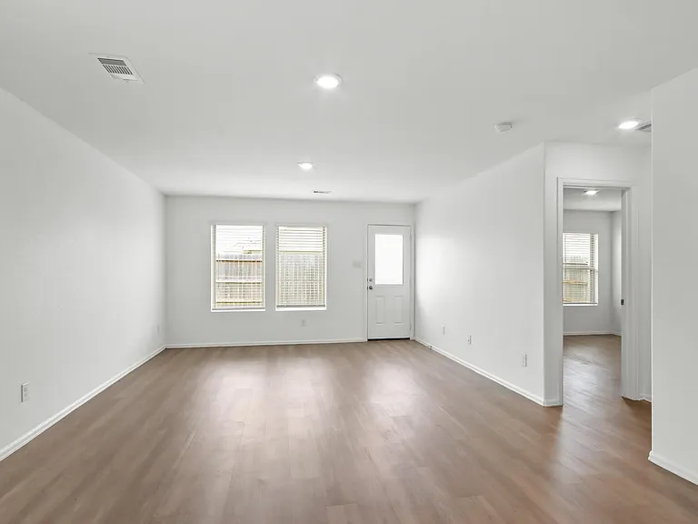 8807 Bar Harbor Dr — Photo 8