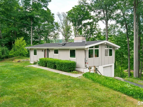 18 Craigmoor Road South, Ridgefield, CT 06877