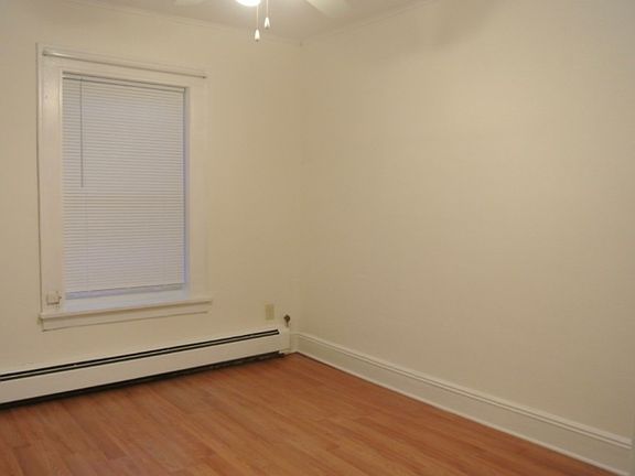 3rd image of 300-308 North Ave APT 7