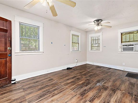 4th image of 5101 Fontana St