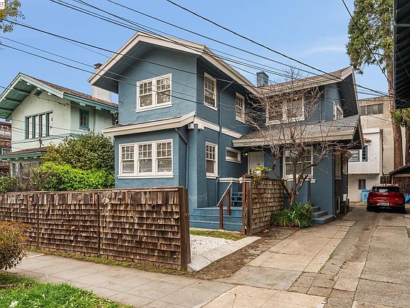 2nd image of 2643 Stuart St